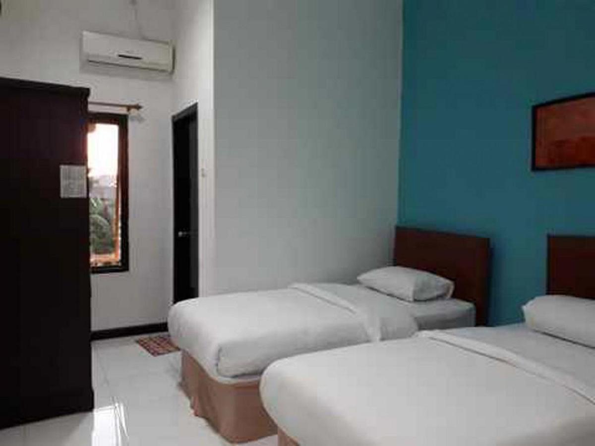 Reddoorz At Hotel Rumberpon سورونغ المظهر الخارجي الصورة
